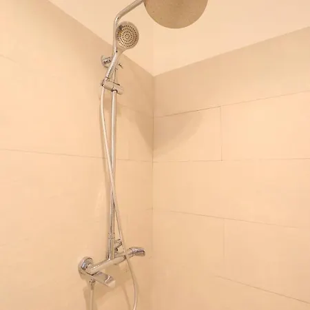 Hotel Maor
