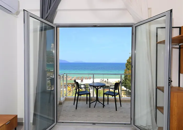 מלון Maor אוריקום