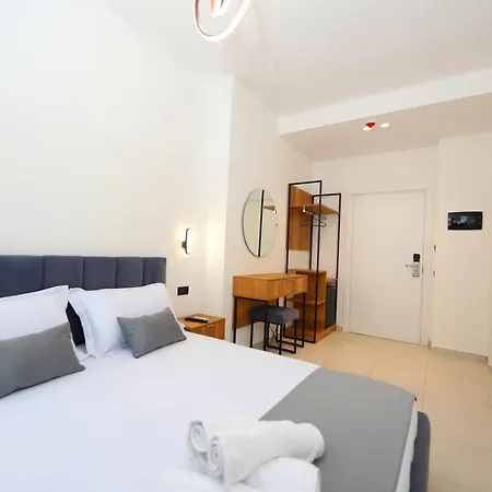 Hotel Maor