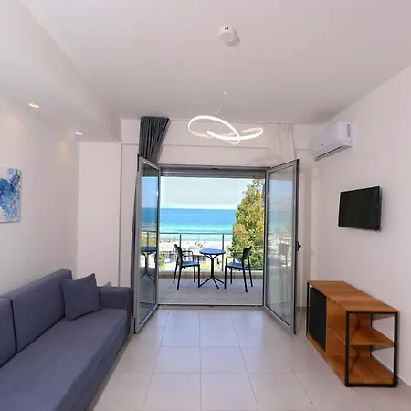 Maor Hotel Orikumi
